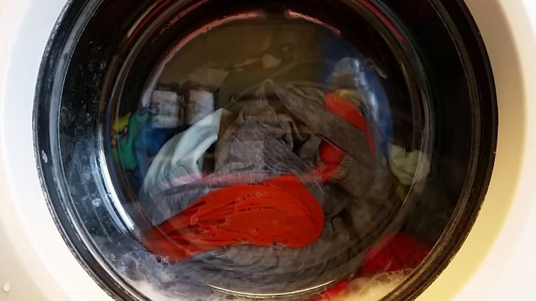 Nem olyan jó ötlet 40 fokon mosni, mint azt a legtöbben gondolnák. EZÉRT: