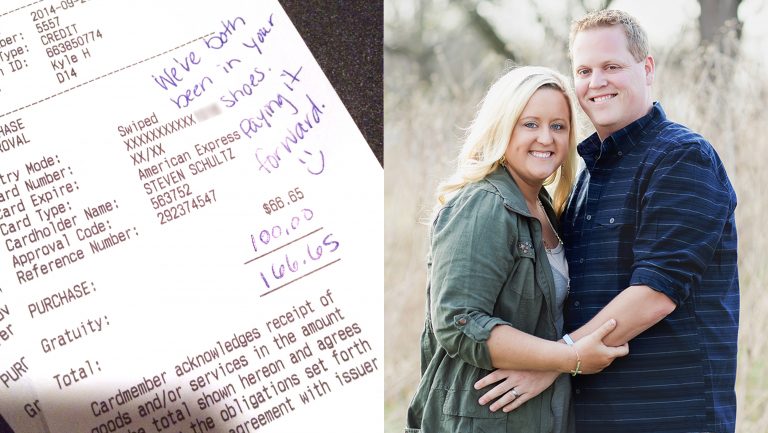 A fiatal párnak borzalmas kiszolgálás jutott a japán étteremben, ezért írtak a pincérnek a számlára. A kiszolgáló tágra nyílt szemekkel meredt a papírra