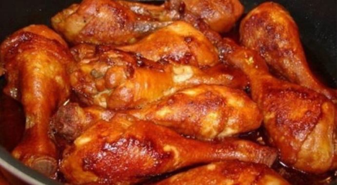 Mióta ezt a szószt használom, a gyerekeim pillanatok alatt elkapkodják ezt a csirkét. Olyan mennyiséget kell csinálnom belőle, hogy a hentes a sarokról előre köszön!