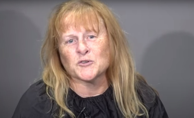 Alig hiszed el, milyen szépséges lesz ez a nő, miután új frizurát kap a mesterfodrásztól