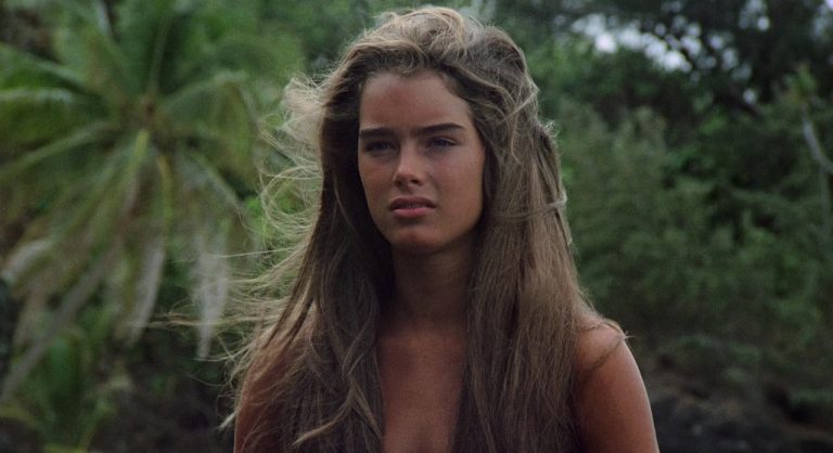Megmutatta arcát smink nélkül az 55 éves Brooke Shields, a Kék Laguna egykori sztárja (friss fotók és videó)