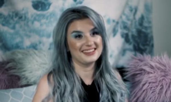 Ez a gyönyörű lány SELLŐKÉNT él a mindennapokban: mikor megláttuk deréktól lefelé, kikerekedett a szemünk!