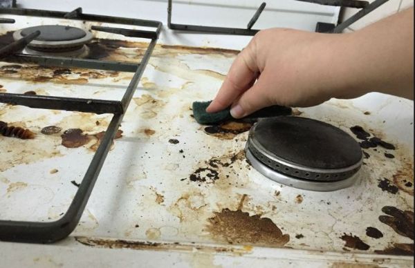 Szomszédom tűzhelye soha többet nem lesz mocskos! Így csinálja: