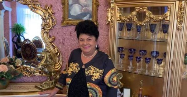 Bangó Margit megmutatta álomszép birtokát: a kert mesés, és mi van a házon belül, hűha!